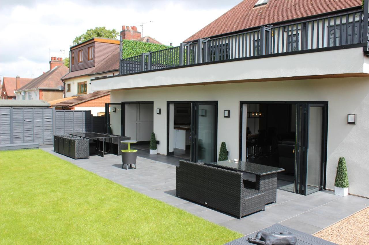 Modern Spacious House - Sleeps 16, Free Parking, Sun Terrace Nuneaton Exterior photo