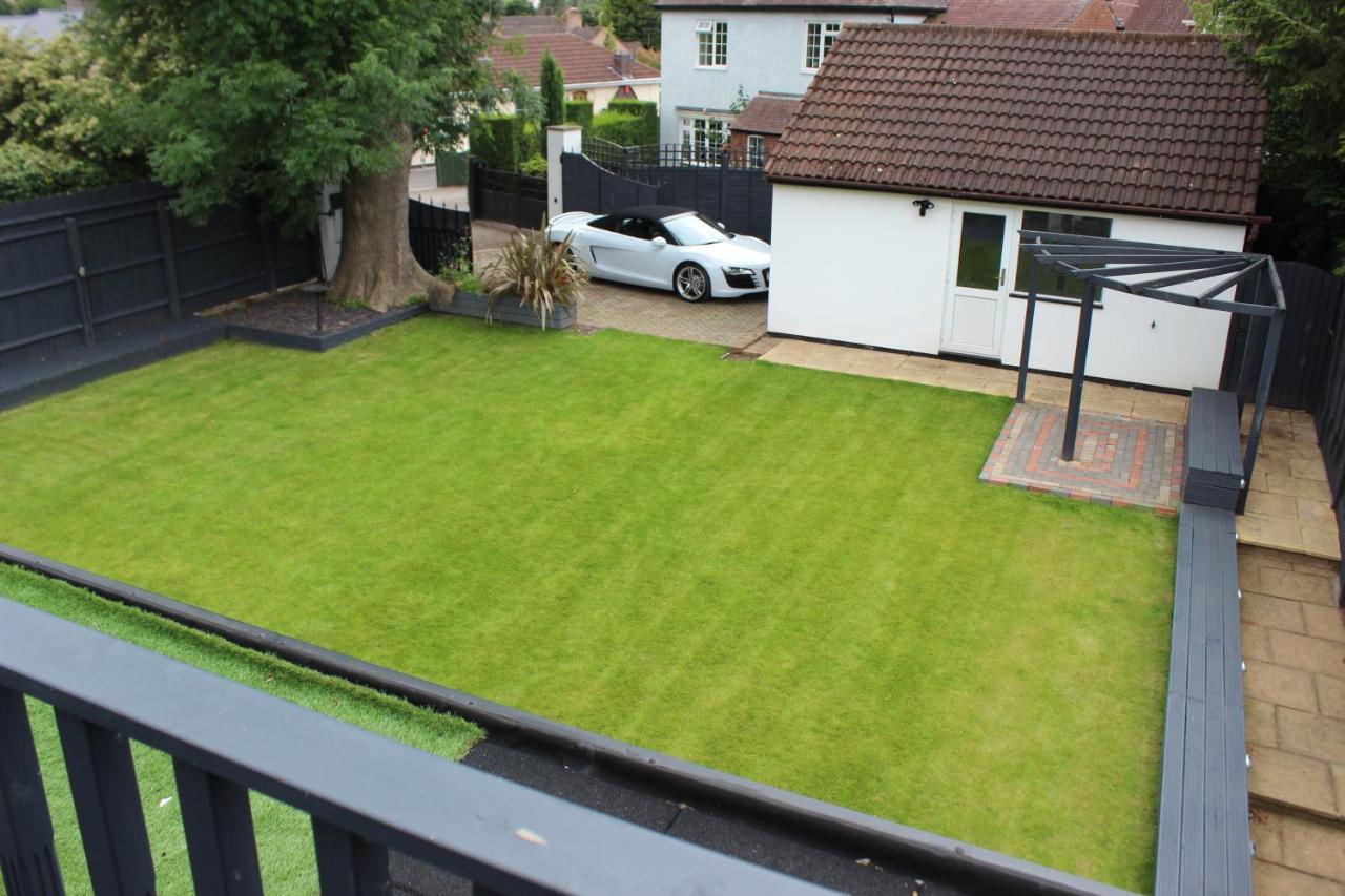 Modern Spacious House - Sleeps 16, Free Parking, Sun Terrace Nuneaton Exterior photo