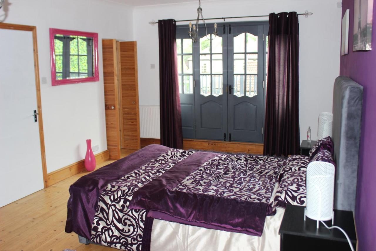 Modern Spacious House - Sleeps 16, Free Parking, Sun Terrace Nuneaton Exterior photo