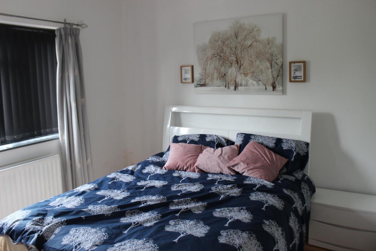 Modern Spacious House - Sleeps 16, Free Parking, Sun Terrace Nuneaton Exterior photo